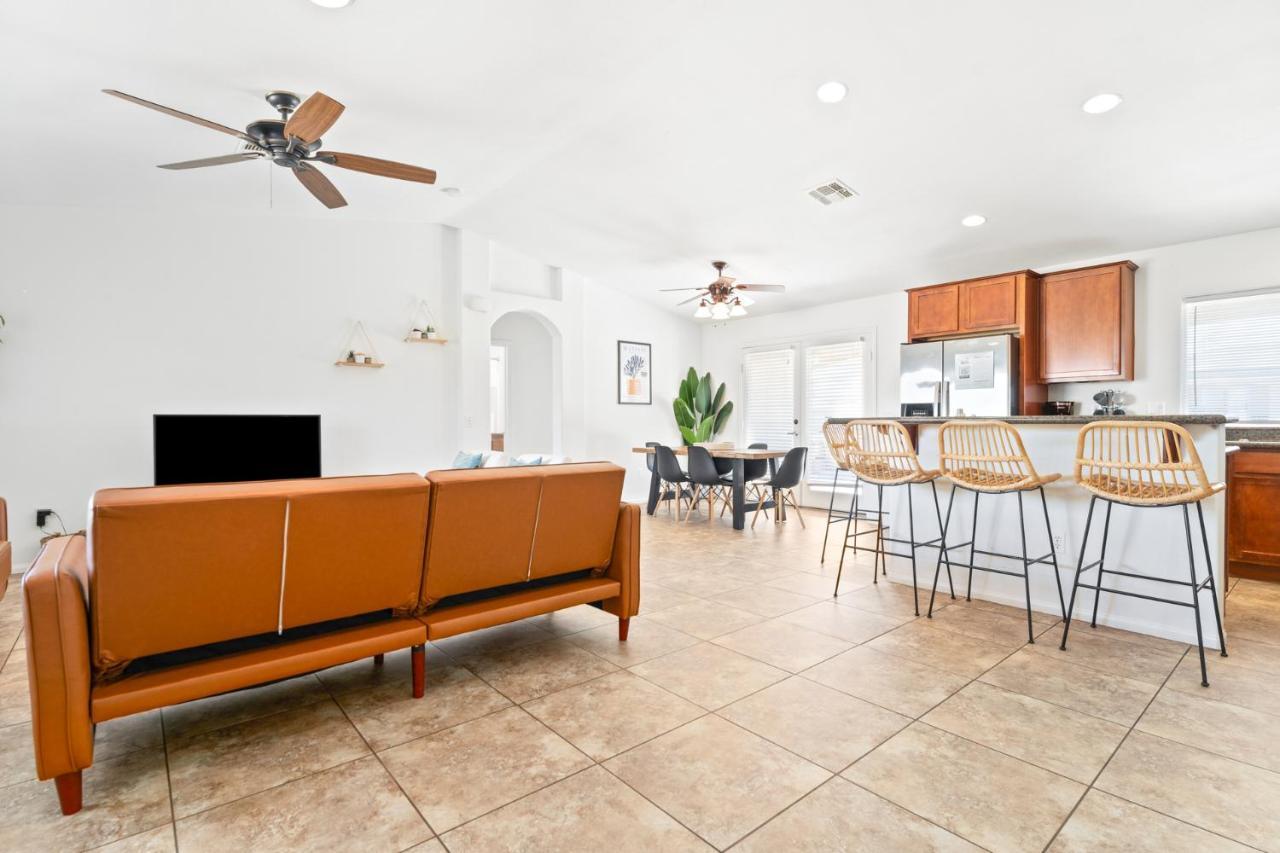 Вилла Friends And Family! 29 Palm Oasis 3 Mi To Joshua Tree Туэнтинайн-Палмс Экстерьер фото