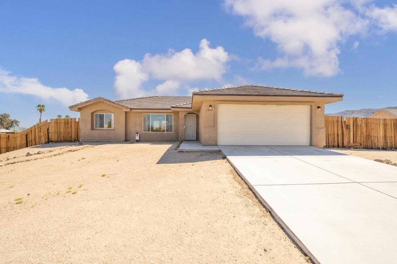 Вилла Friends And Family! 29 Palm Oasis 3 Mi To Joshua Tree Туэнтинайн-Палмс Экстерьер фото